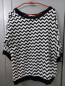 H&M Black And White Top