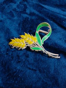 Unique Claw Clip