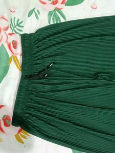 Green Pleated Wide Leg Pants