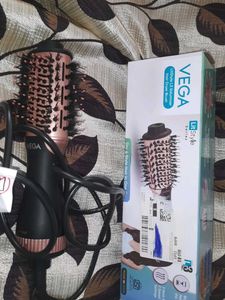 Vega Hair Dryer Brush