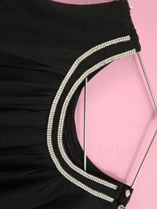 Elegant Black Sleeveless Top