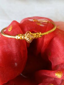 Branded Golden Kada