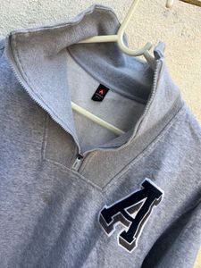 Grey Pullover Sweatshirt