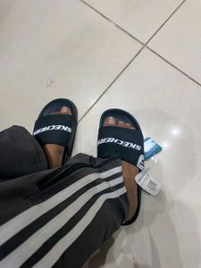 Skechers Flip-flop Slippers!