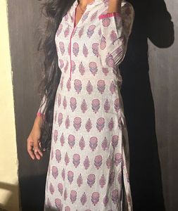 White Kurthi
