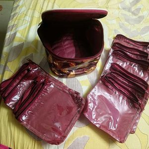Jewellery Organiser And Ten Pouches Wit Zip