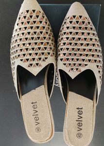Elegant High Heel In Copper Colour