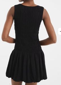 Black Sleeveless Dress