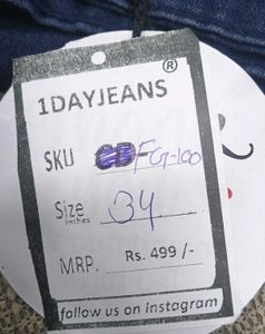 🥰FG100 Size-34 Dark Wash Skinny Jeans