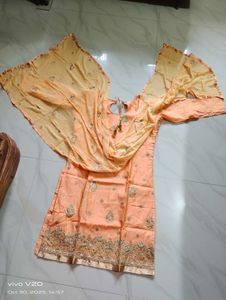 Beautiful suit set 😍😍🧡