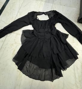Chic Black Dress