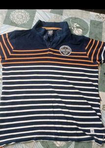 4 Tshirt L Sized