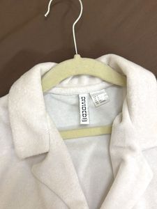 H&amp;M White Button-Up Top