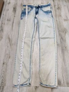 Sc5052 Zudio Distressed Jeans Size 30