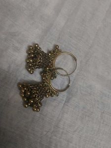 Stylish Earring Set