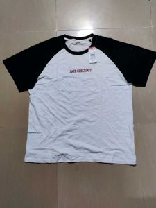 Yousta Relaxed Fit Tshirt