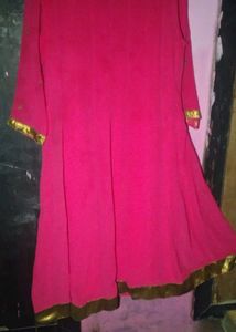 Elegant pink gaun silk