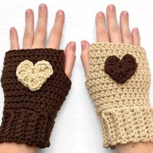 Heart Fingerless Gloves