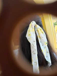 Cute Yellow Hairband With Pearl&#39;s 🤍