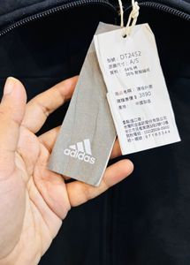 🇦🇺 Adidas Imported Black Hoodie