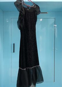 Elegant Black Dress