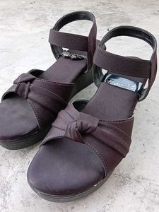 Cute Brown Sandals