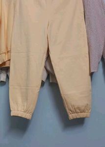 H&amp;M Stylish Yellow Joggers