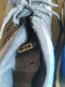 Used SLG Athletic Shoes