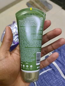 Lotus Botanicals Insta Glow Face Wash