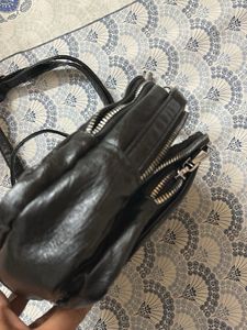 Chic Black Crossbody Bag