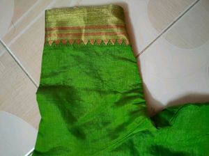 Green Silk Saree With Blouse