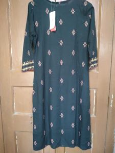 Avaasa Black Kurta For Women