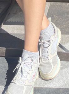 used White Sneakers
