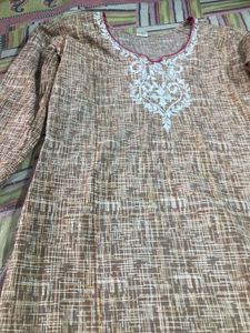 TwoVery Nice Black Printed Pure Cotton Kurty