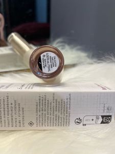 Rare Beauty Highlighter