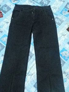 black cut jeans