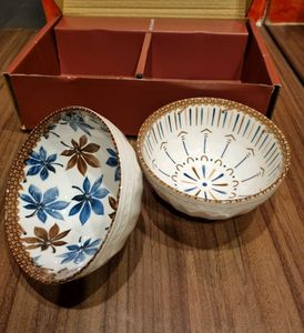 SET 2 CERAMIC BOWL NEW IN BOX