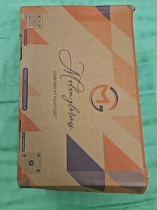 Madam Glorious Sandals Size 8