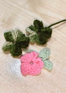 Pair Of Handmade Crochet 🧶 Earrings &amp; Clips
