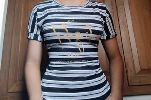 Stylish Body Hugging Tshirt