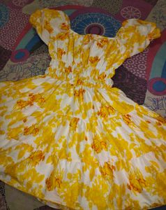 Women Cute Yellow White Frock