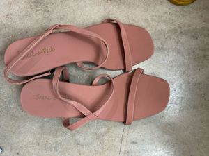 Sneak A Peak Peach 🍑 Colour Heel Sandals