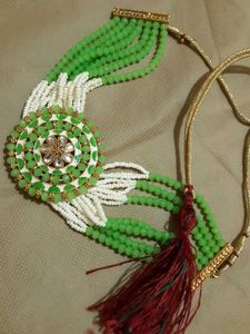 Green Beaded Chocker Necklace