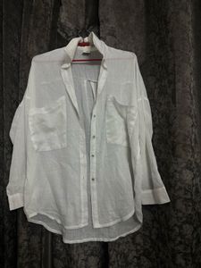 The White Baggy Shirt
