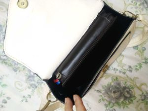 White Stylish Bag 🤍