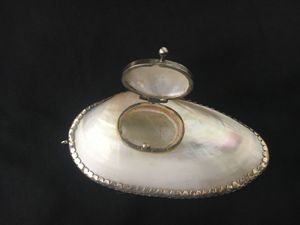 Vintage Mother of Pearl Trinket Box