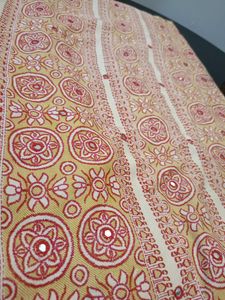 🌺Elegant Red &amp; Beige Printed Saree🌺