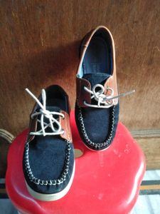 Stylish Blue Unisex Shoes