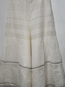 Brand new off-white W Sharara