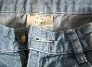 Girls flared clean look Jeans